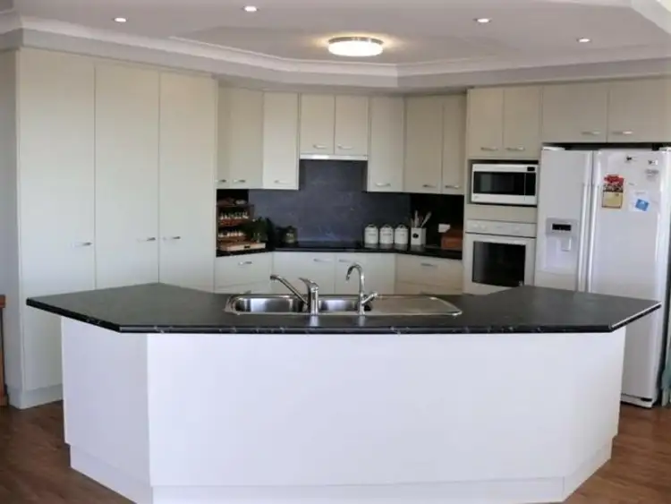 Fifth view of Homely house listing, 9 Lockyer Crescent, Roma QLD 4455