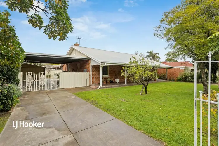 21 Montague Road, Pooraka SA 5095