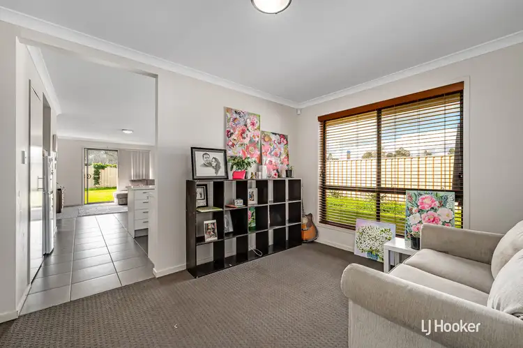10 Barrat Street, Smithfield Plains SA 5114
