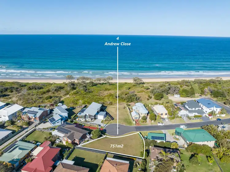 4 Andrew Close, Corindi Beach NSW 2456