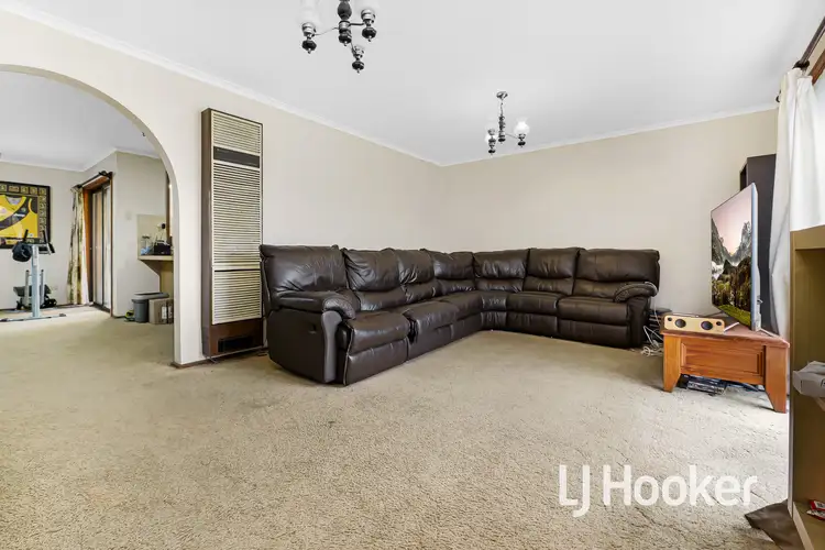 Second view of Homely house listing, 16 Hardy Court, Berwick VIC 3806
