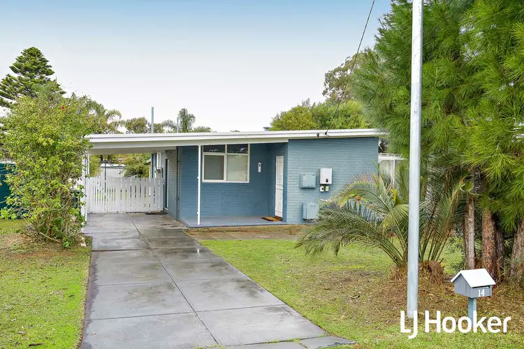 14 Clark Way, Orelia WA 6167