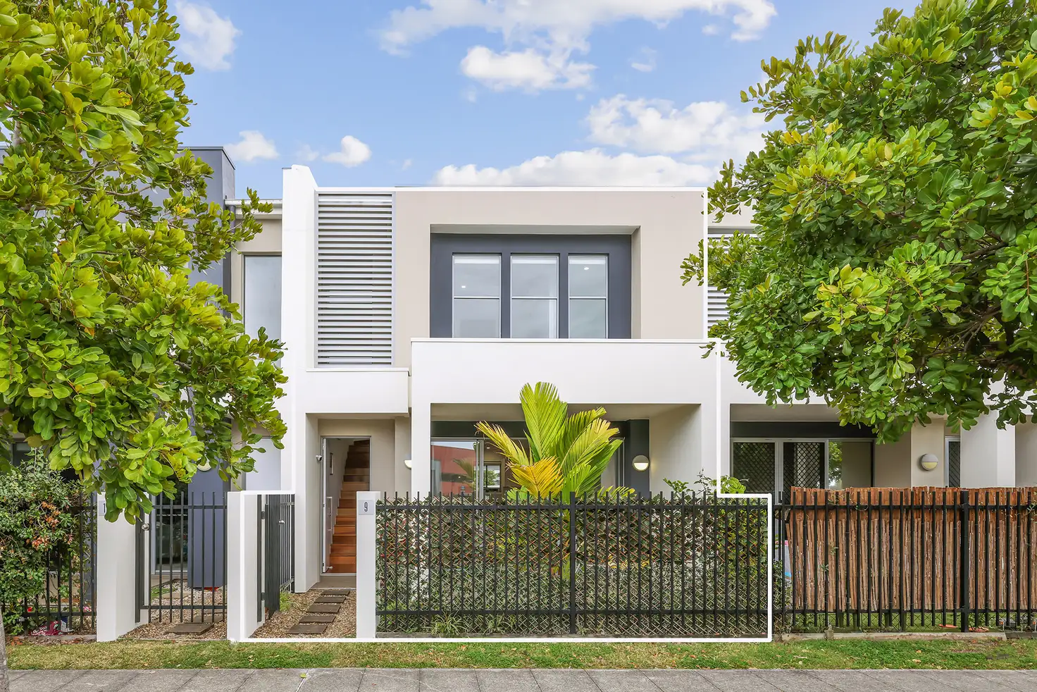 Main view of Homely townhouse listing, 9/2 Emily Way, Varsity Lakes QLD 4227