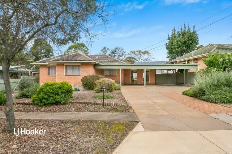 15 Flockhart Avenue, Valley View SA 5093