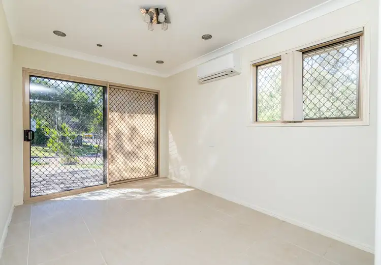 Fourth view of Homely house listing, 2 Tammar Close, Doolandella QLD 4077