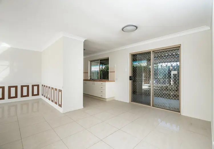 Seventh view of Homely house listing, 2 Tammar Close, Doolandella QLD 4077