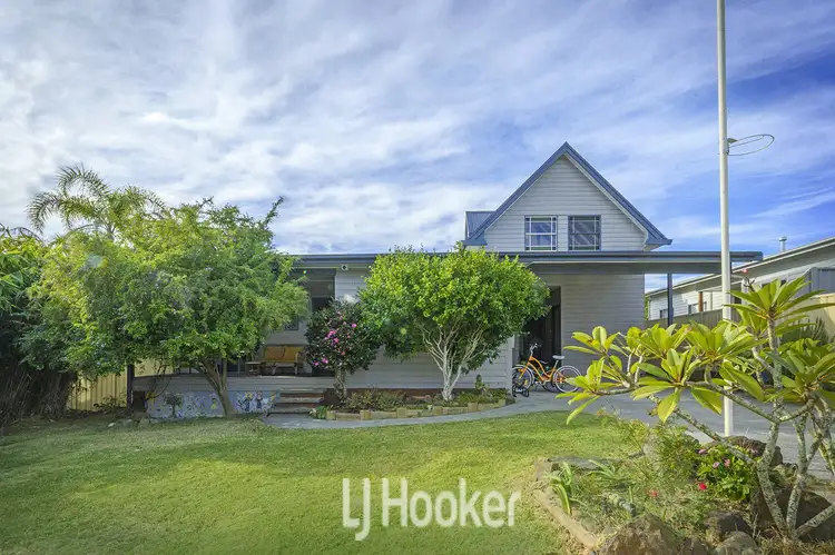 Second view of Homely house listing, 252 Diamond Beach Rd, Diamond Beach NSW 2430
