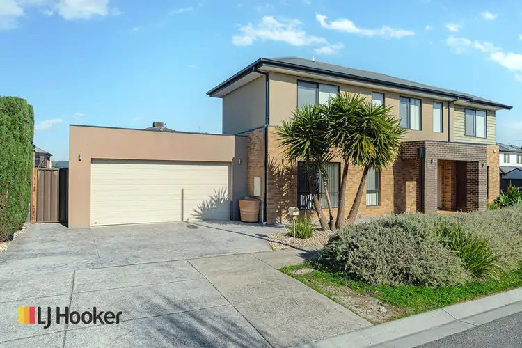 Second view of Homely house listing, 2 Acland Street, Craigieburn VIC 3064