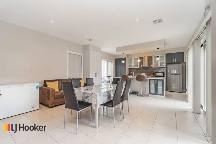 Seventh view of Homely house listing, 2 Acland Street, Craigieburn VIC 3064