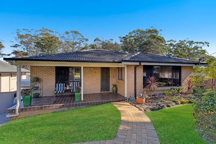 25 Plymouth Drive