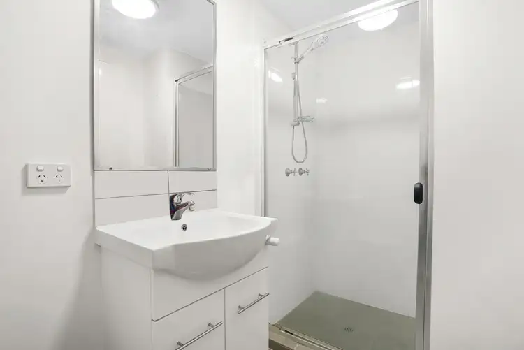 Sixth view of Homely unit listing, 27-28/14 Ferry Road, West End QLD 4101
