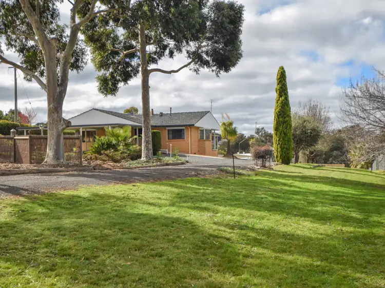 67 Fontenoy Street, Young NSW 2594