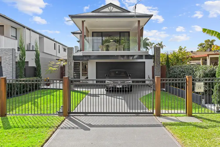 25 South Street, Cleveland QLD 4163