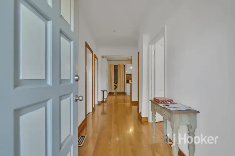 Third view of Homely house listing, 2 Houston Court, Brooklyn VIC 3012