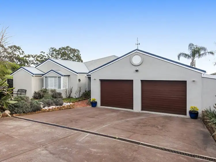 15 Anne Avenue, Walliston WA 6076