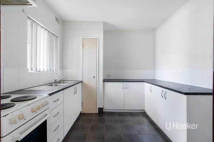 Third view of Homely house listing, 7/13 Milton Place, Orelia WA 6167