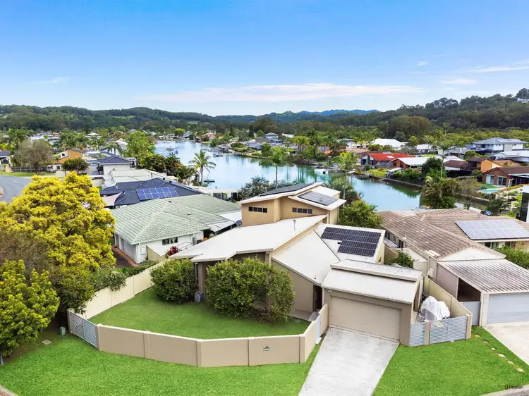 42 Bradshaw Drive, Currumbin Waters QLD 4223
