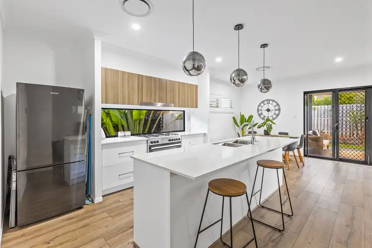18 Jordana Court, Victoria Point QLD 4165
