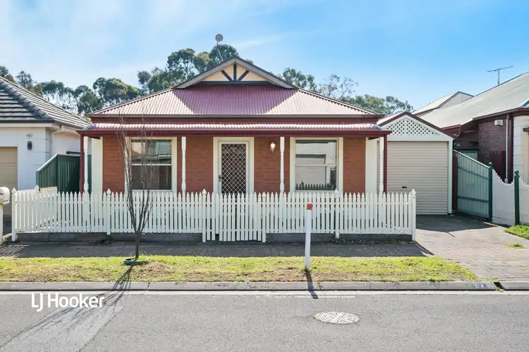 27 Windermere Crescent, Mawson Lakes SA 5095