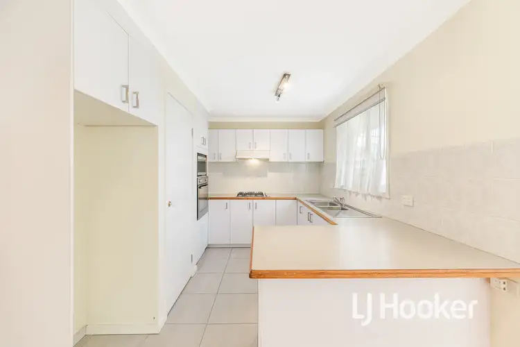 Fourth view of Homely house listing, 5 Belvedere Court, Hampton Park VIC 3976