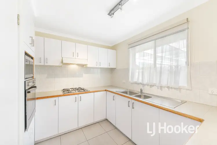 Fifth view of Homely house listing, 5 Belvedere Court, Hampton Park VIC 3976
