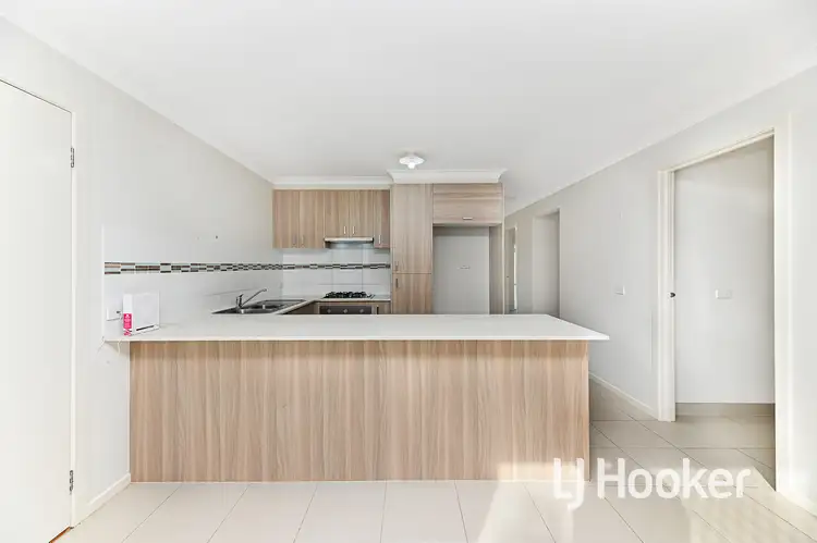 Third view of Homely unit listing, 9 Telford Circuit, Drouin VIC 3818