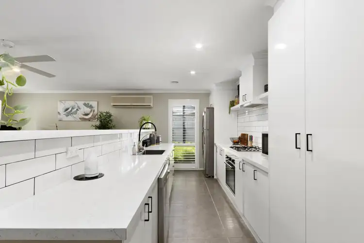 Second view of Homely townhouse listing, 9/48 Knoke Avenue, Gordon ACT 2906
