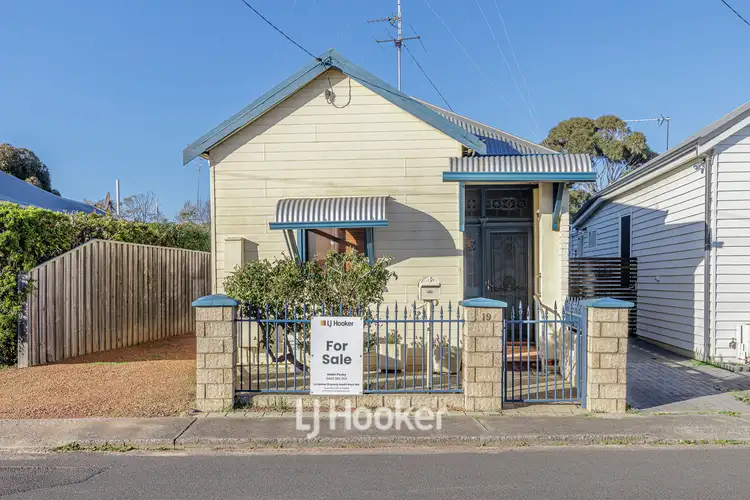 19 Ednie Street, Bunbury WA 6230
