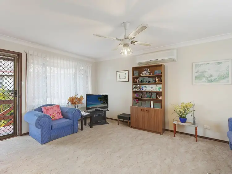 Seventh view of Homely semi-detached listing, 1/123 Kerry Crescent, Berkeley Vale NSW 2261
