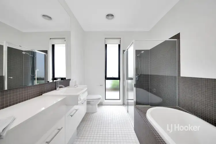 Sixth view of Homely house listing, 44 Signature Boulevard, Sanctuary Lakes VIC 3030