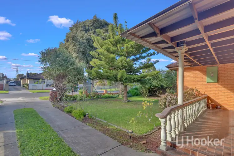 Second view of Homely house listing, 9 Houston Court, Brooklyn VIC 3012