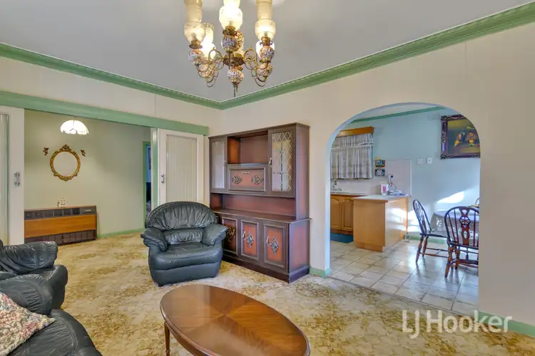 Fifth view of Homely house listing, 9 Houston Court, Brooklyn VIC 3012