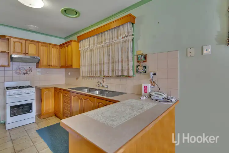 Sixth view of Homely house listing, 9 Houston Court, Brooklyn VIC 3012