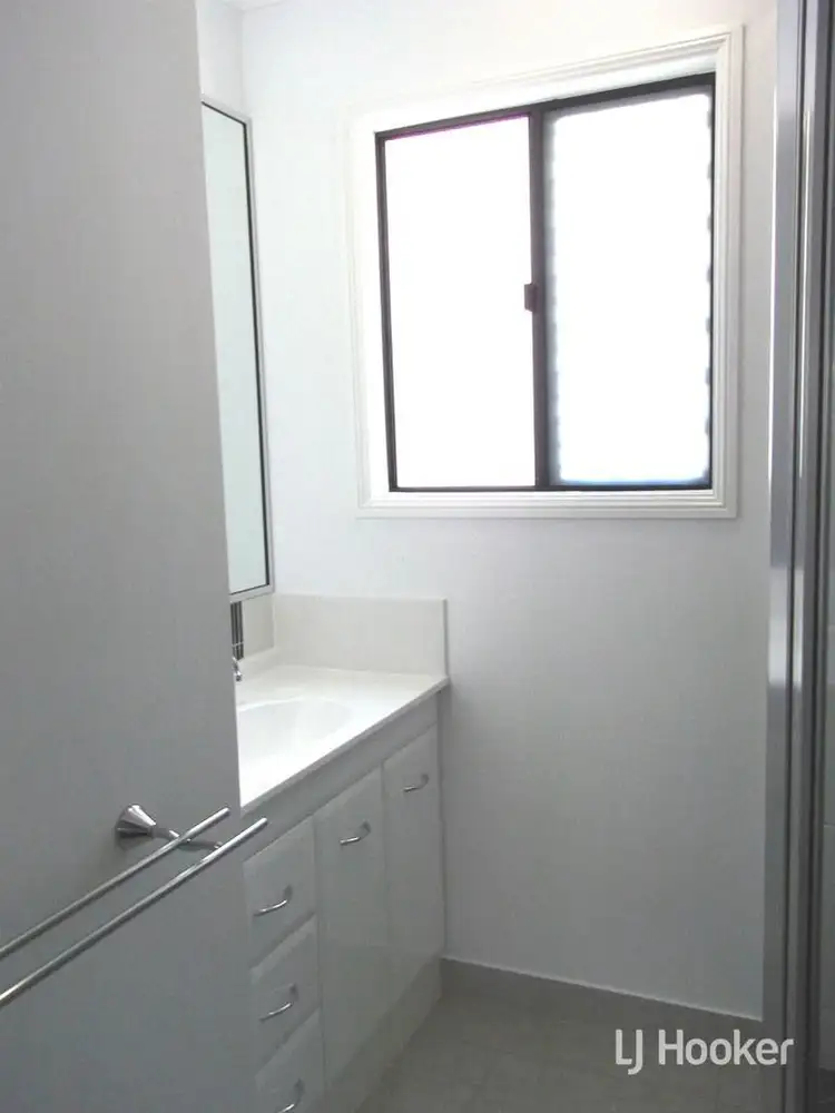 Sixth view of Homely house listing, 5 Makena Circuit, Burdell QLD 4818