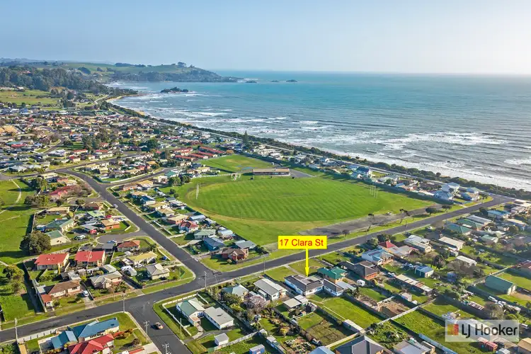 17 Clara Street, West Ulverstone TAS 7315