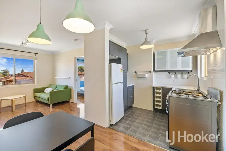 16/34 Comer Street, Como WA 6152