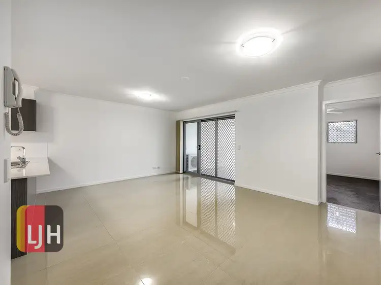 Fifth view of Homely unit listing, 13/10 Dunkirk Street, Gaythorne QLD 4051