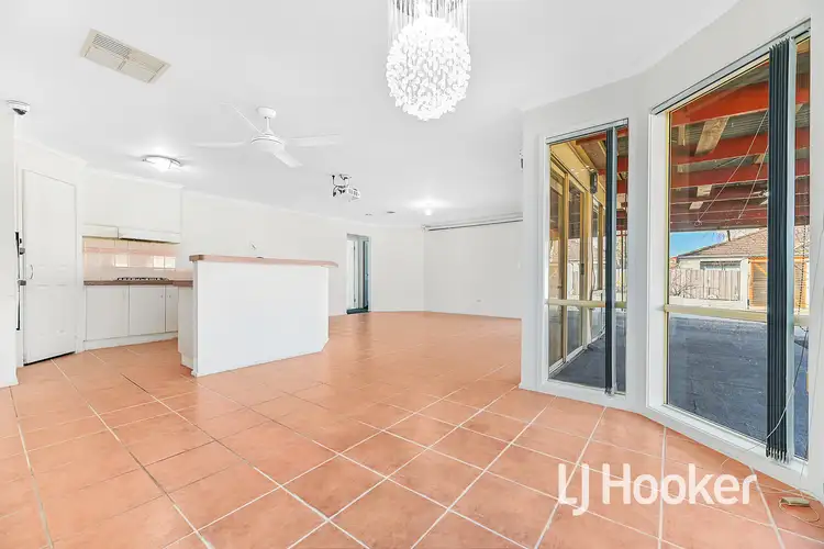Fifth view of Homely house listing, 8 Crabill Walk, Narre Warren South VIC 3805