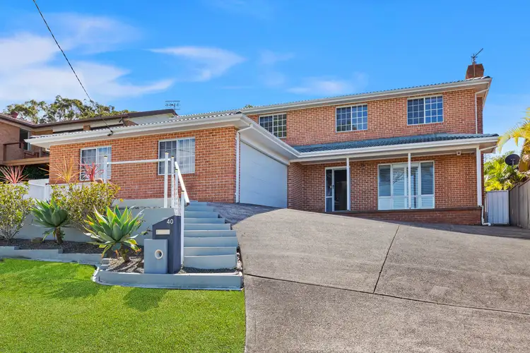 40 Valley View Road, Bateau Bay NSW 2261