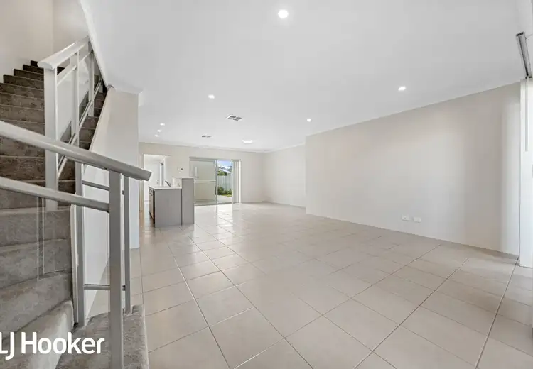 Fourth view of Homely house listing, 2 Affable Way, Atwell WA 6164