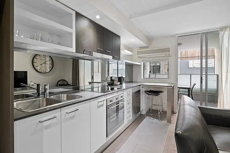Main view of Homely unit listing, 207/16 Merivale Street, South Brisbane QLD 4101