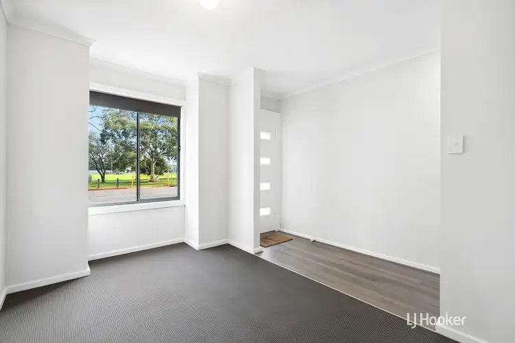 18 Mavros Road, Elizabeth Downs SA 5113