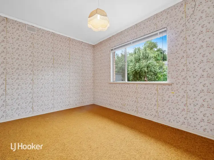 Fifth view of Homely house listing, 5 Yulinda Terrace, Para Hills SA 5096