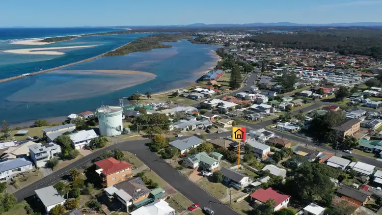 8 Crown Street, Harrington NSW 2427