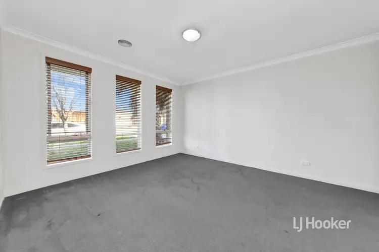 Third view of Homely house listing, 6 Misqa Avenue, Point Cook VIC 3030