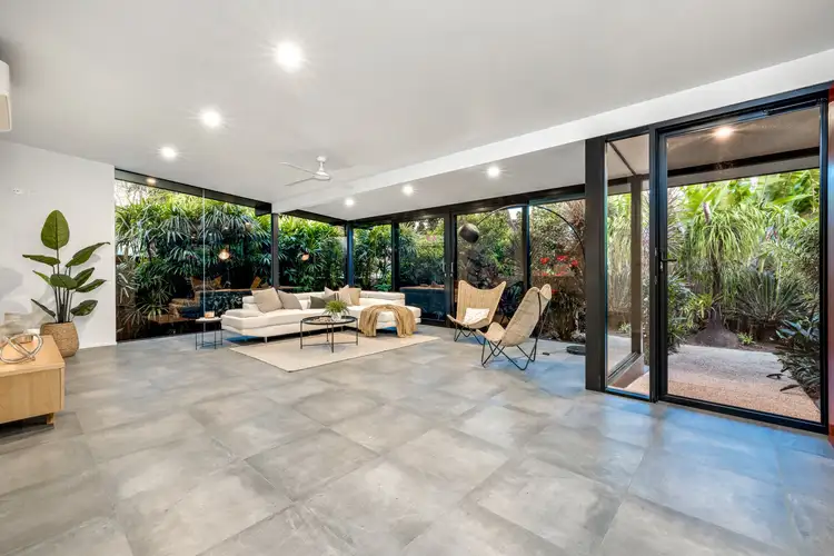 2-4 Kevin Street, Whitfield QLD 4870