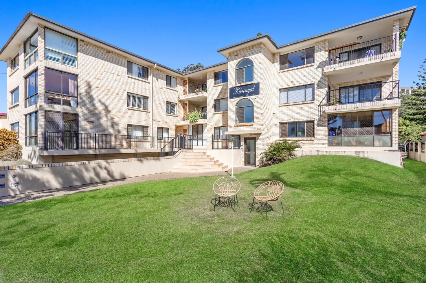 Main view of Homely unit listing, 5/10 Fraser Avenue, Miami QLD 4220