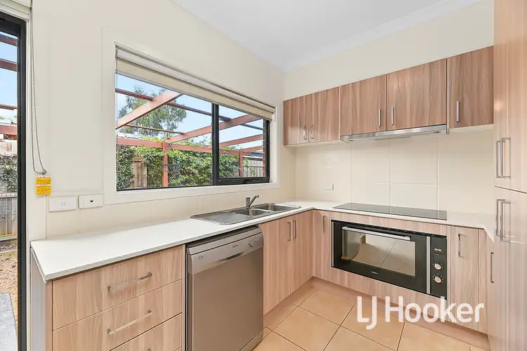 Fourth view of Homely unit listing, 2/6 Railway Avenue, Beaconsfield VIC 3807
