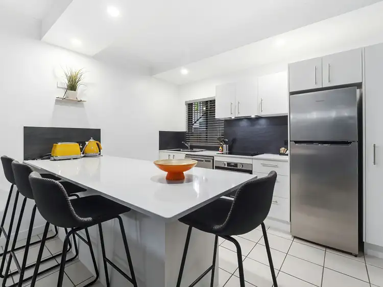 50/81-85 Cedar Road, Palm Cove QLD 4879