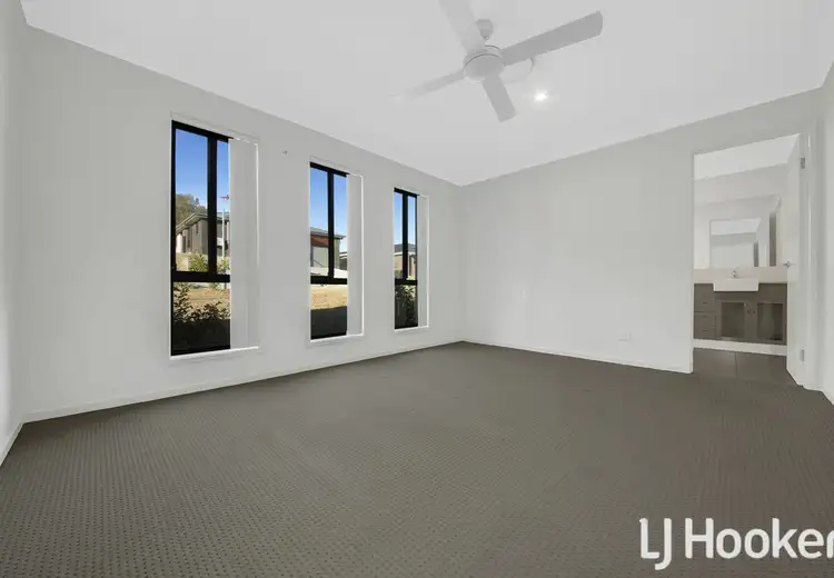 Third view of Homely house listing, 35 Florey Place, Kirkwood QLD 4680
